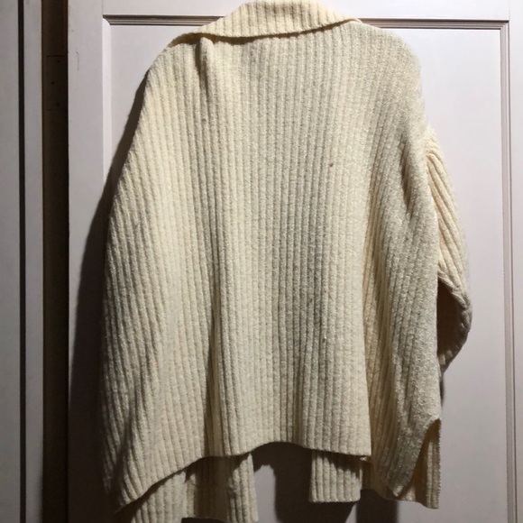 Vintage Cardigan - Picture 2 of 3